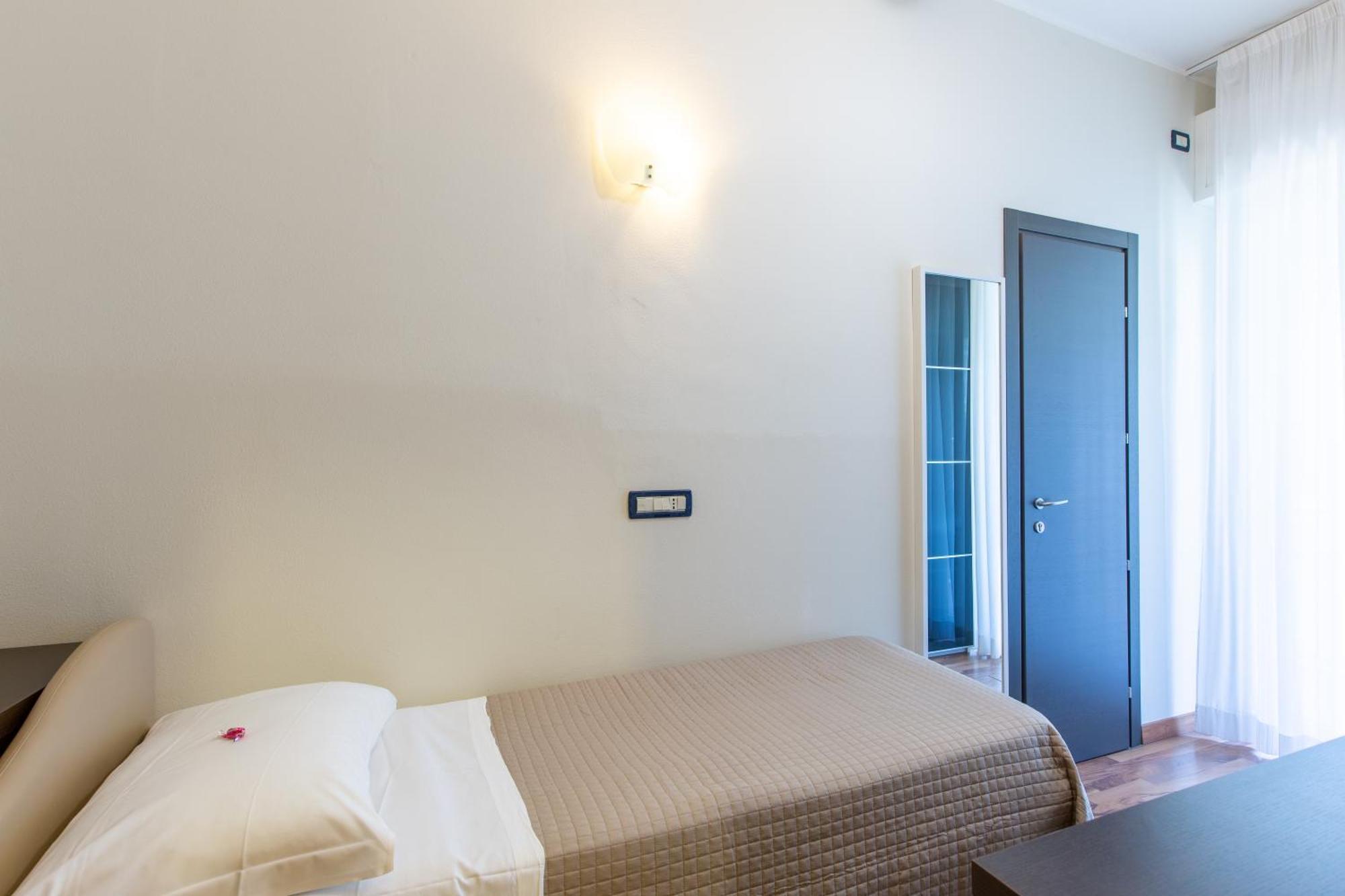 Hotel Gardenia Rimini Exterior foto