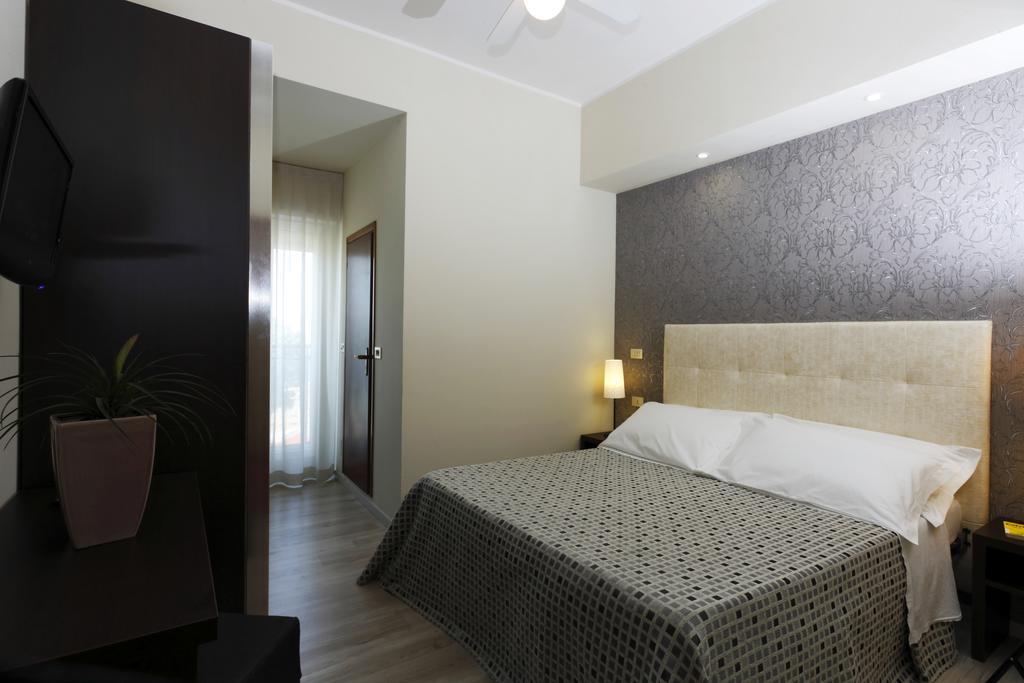 Hotel Gardenia Rimini Exterior foto